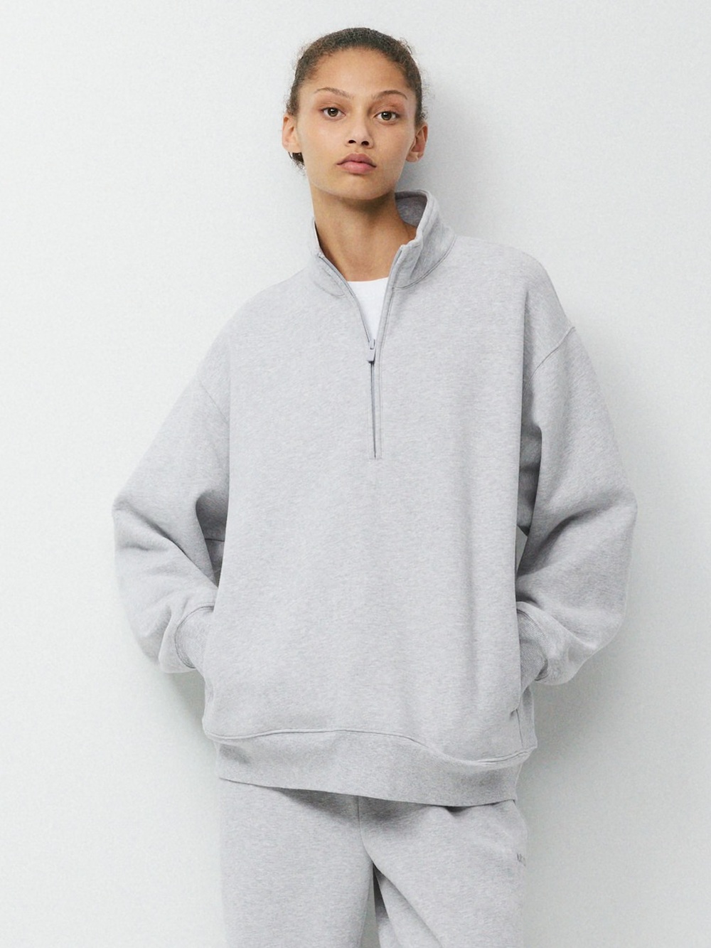 Aritzia TNA Mega Half Zip Sweatshirt in Light Heather Grey size 3 or XL